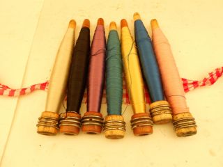 Set Of 7 Wood Bobbin Quills With Silk Thread (116) photo