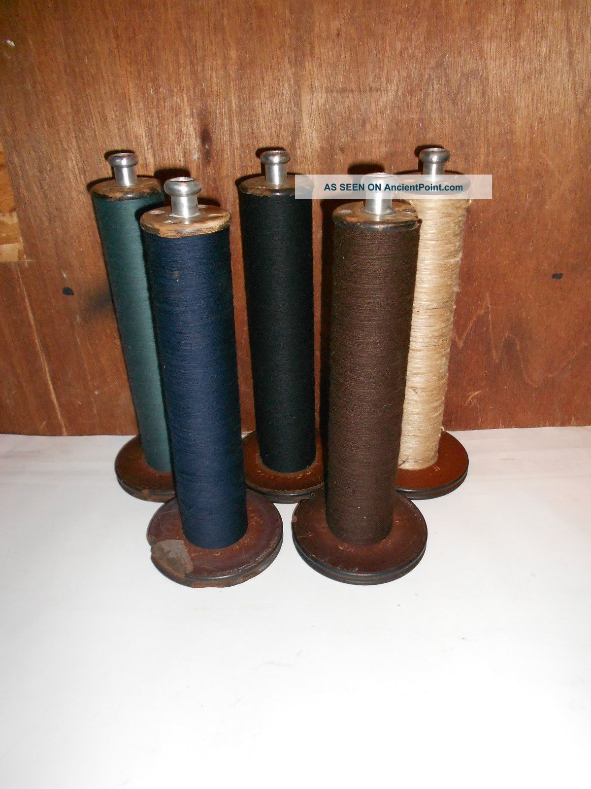 5 Fiber Bobbins With Metal Knobs With Thread (132) Primitives photo