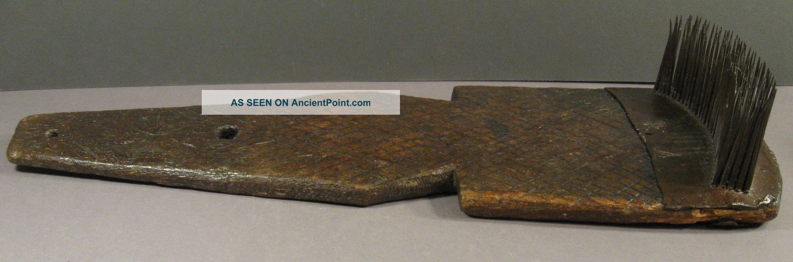 B - 19th Century Flax Hetchel,  Incised Crosshatch Design With Star,  Square Spikes Primitives photo