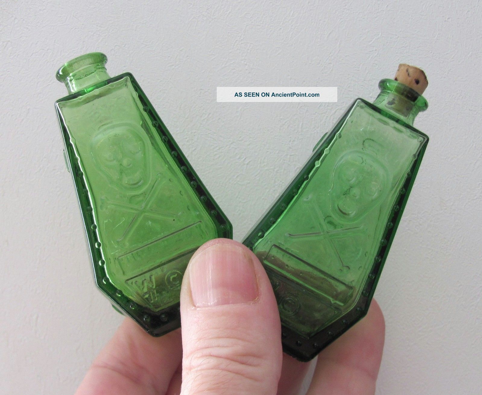 Rare Yellow Green Wheaton Coffin Poison Bottle Skull Crossbones Miniature Rip Primitives photo