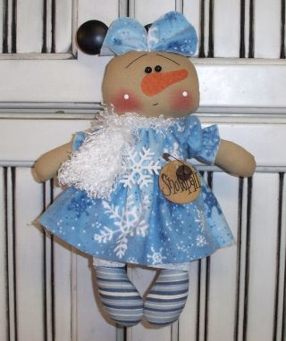 Primitive Folk Art Raggedy Doll Annie Snowman Snowflake Ornie Tag photo