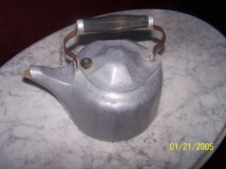 Antique Griswold Kettle Tea Pot Colonial Design 1913 photo