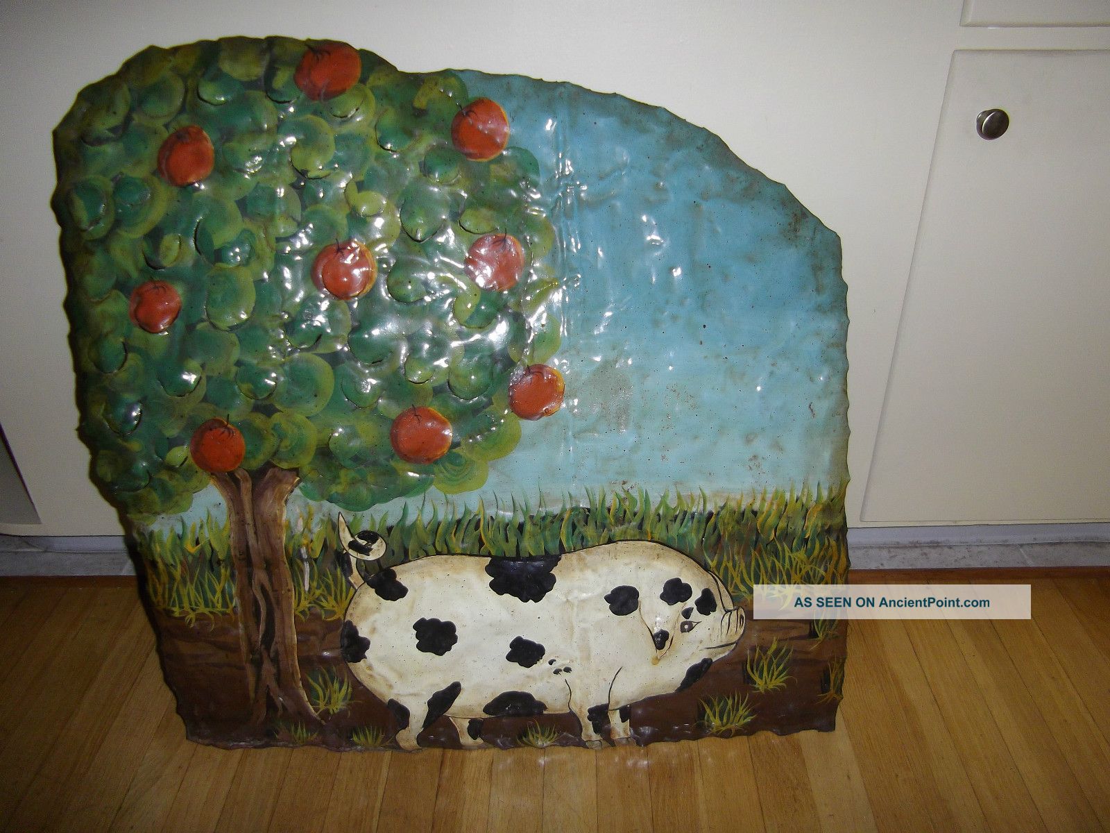 Antique Pig Fire Screen American Folk Art Metal Hand Painted Great Piece Primitives photo