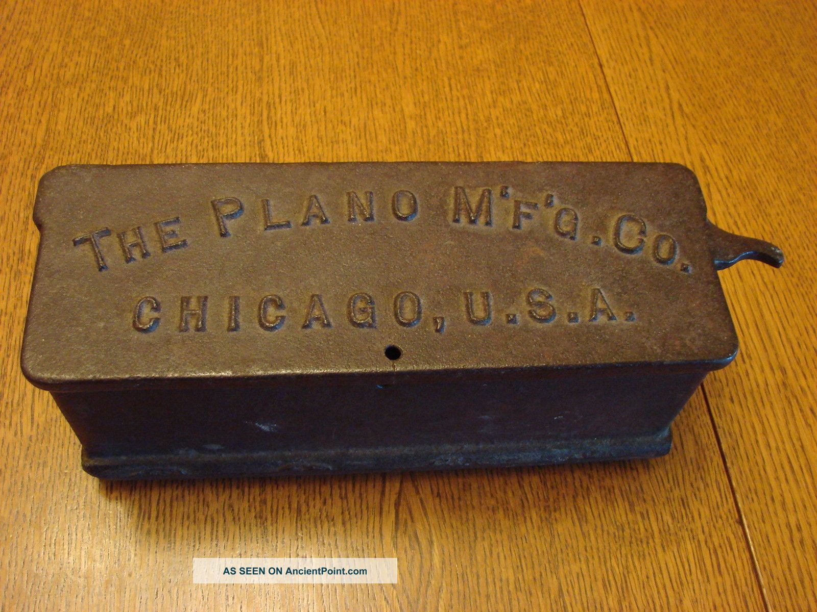 Antique Plano Tractor Tool Box - - 1800 ' S - - International Harvester - - Primitives photo