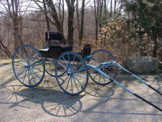 Antique Horse Drawn Carriage Spindle Seat Runabout Buggy photo