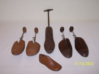 Antique Wooden Cobbler Shoe Molds Hand Tool Form Stretchers Adult Sz 4 Child 5c photo