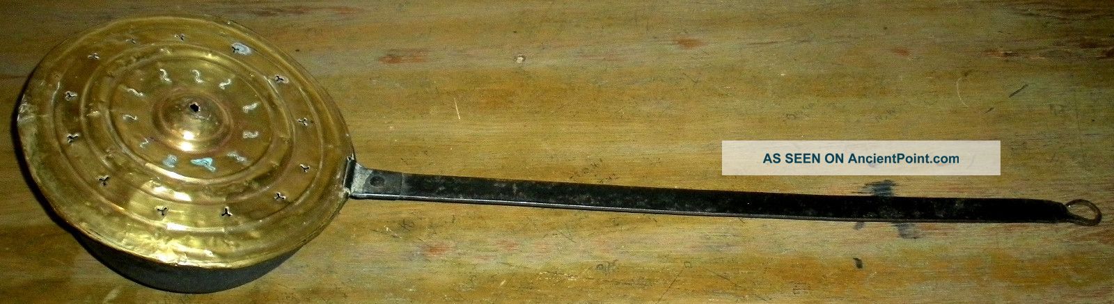 Antique C1750 New England Bed Warmer Tooled Brass Cover Primitive Folk Art Vafo Primitives photo