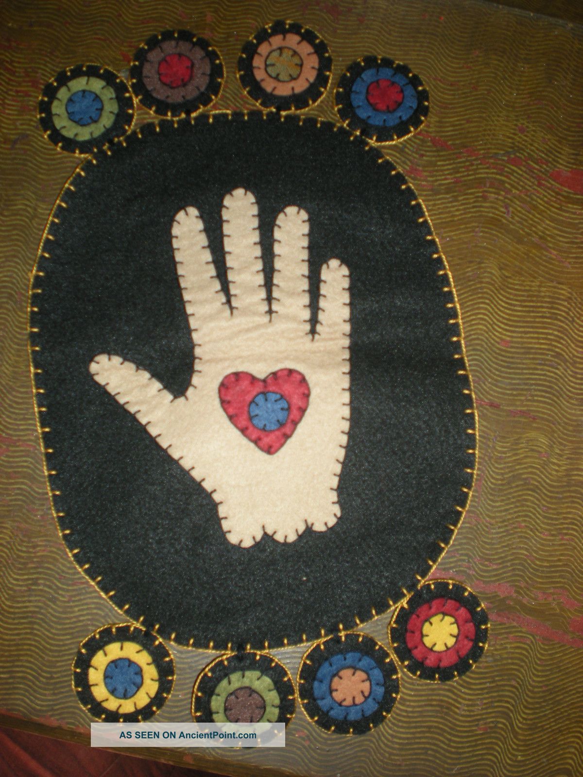 Penny Rug Mat Wool Felt Hand And Heart Handmade America Primitives photo