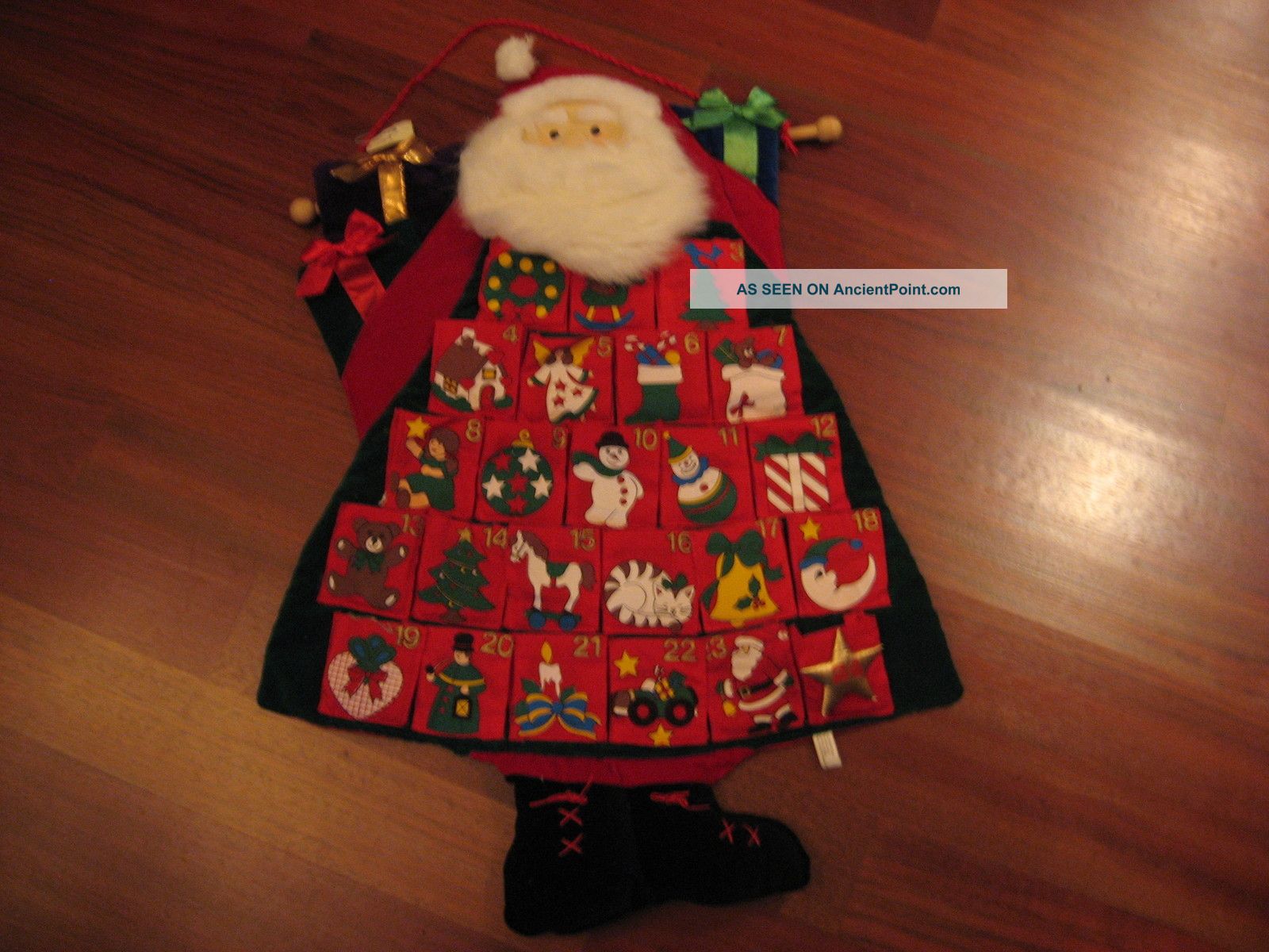 Santa Advent Calender Counting Down The Days Christmas W/pockets Primitives photo