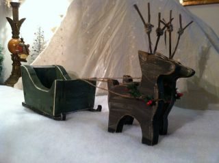 Primitive Christmas Green Sleigh & Reindeer photo