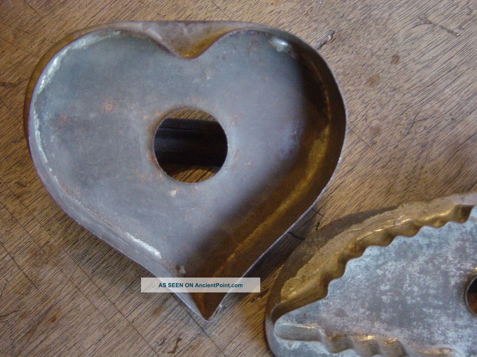 Two Early 19c Folky Pa Cookie Cutters. . . . Antique Primitive. . Aafa