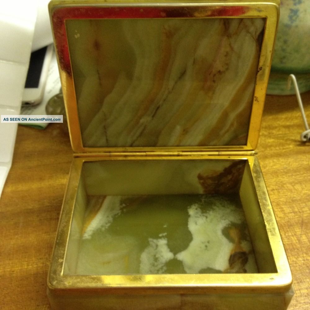 Art Deco Style Cigarette/trinket Box In Onyx. British photo