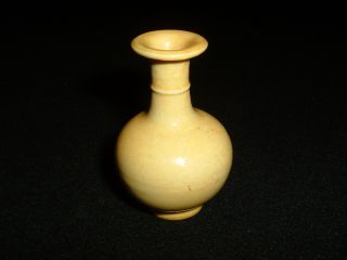 Vintage Chinese Yellow Miniature Vase Great Form 2 /2 Inch photo
