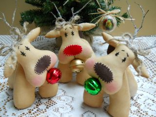 3 Primitive Folk Art Christmas Whimsy Reindeer photo
