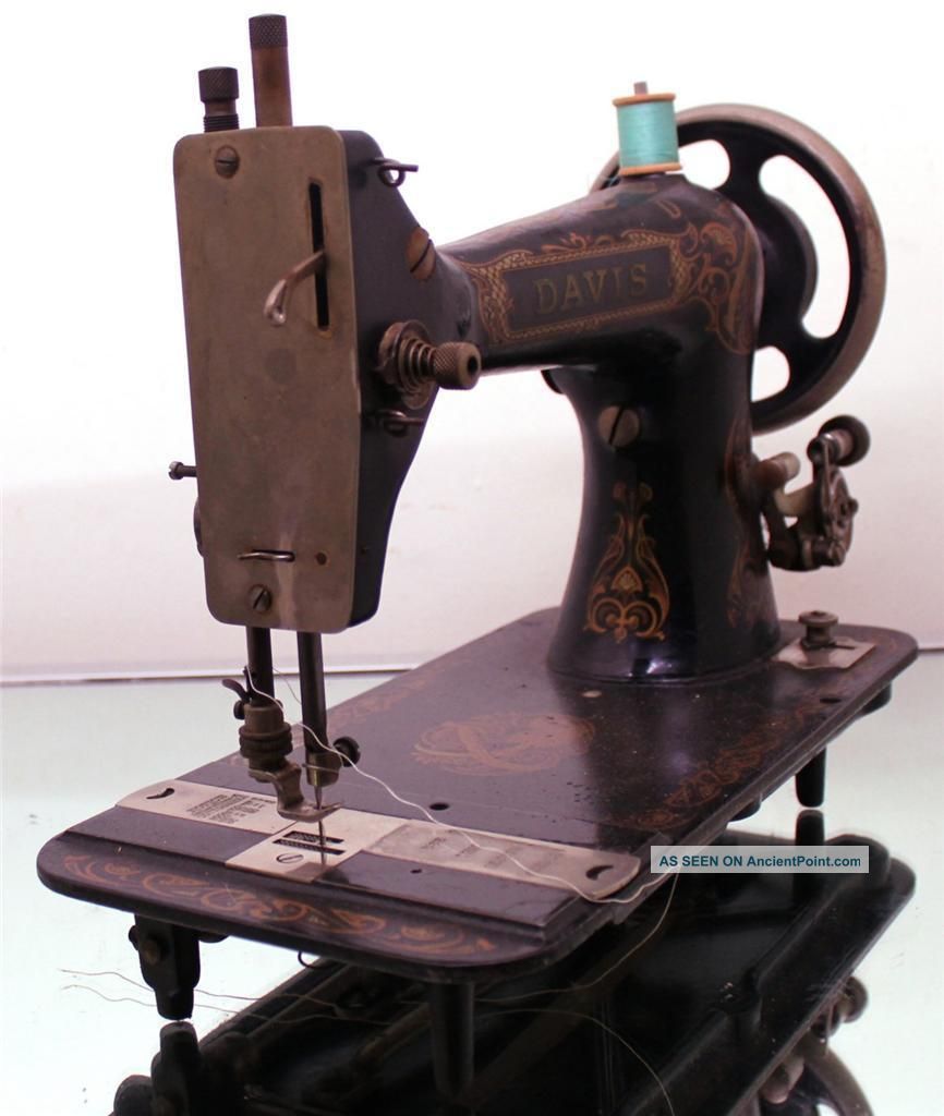 Rare Antique Davis Heavy Duty Treadle Sewing Machine Vibrating Shuttle Sewing Machines photo