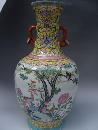 Famille Rose Vase Of Flowers And Birds In China photo
