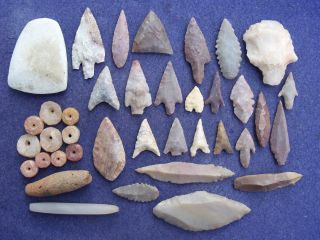 37 Sahara Neolithic Relics - Tools,  Celt,  Beads And 1 Paleolithic Tool photo