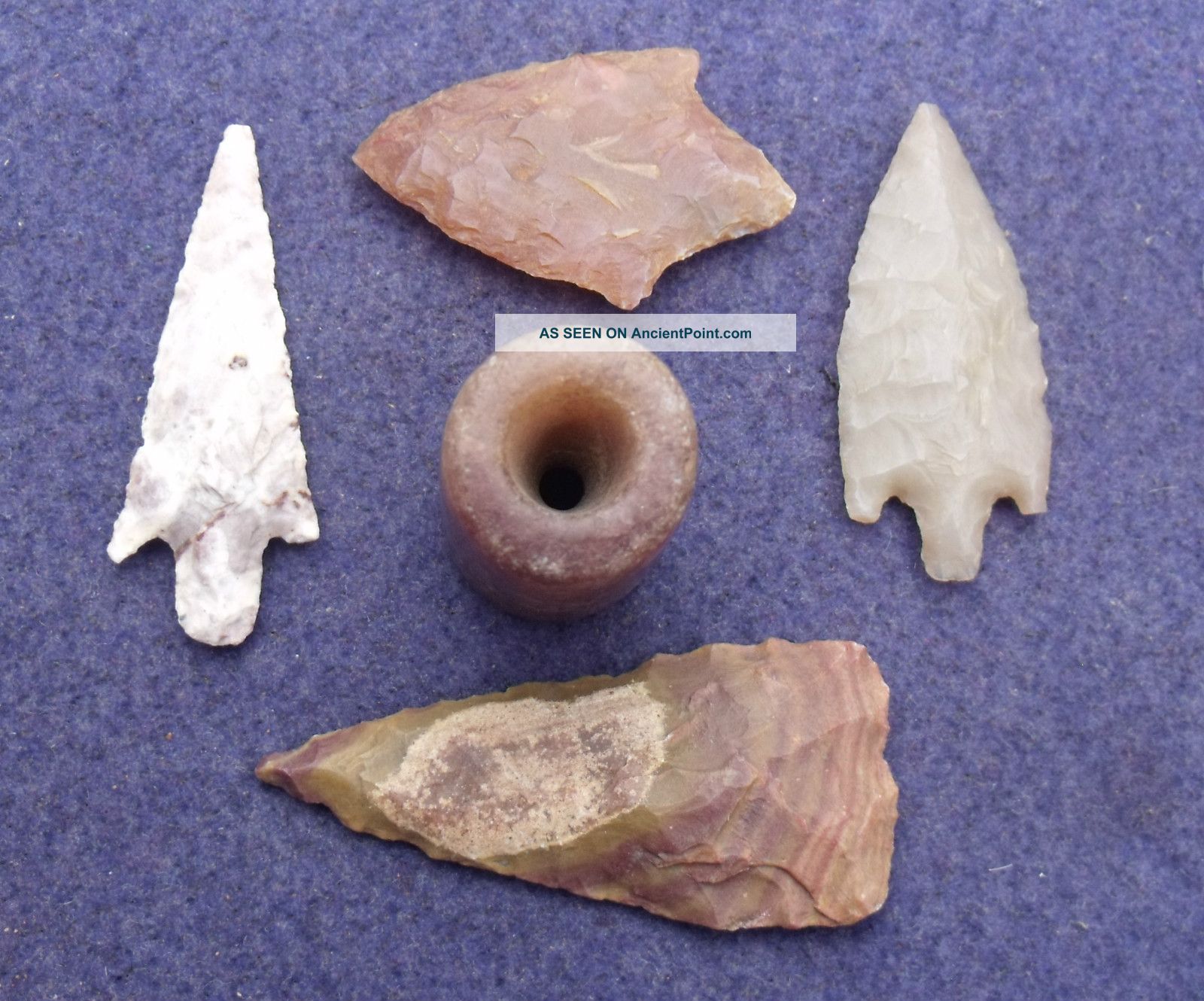 4 Sahara Neolithic Points And 1 Large Neolithic Bead Neolithic & Paleolithic photo