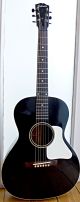 Gibson L - 00 Acoustic Guitar - Vintage 1930 - Black With White Pick Guard String photo 1