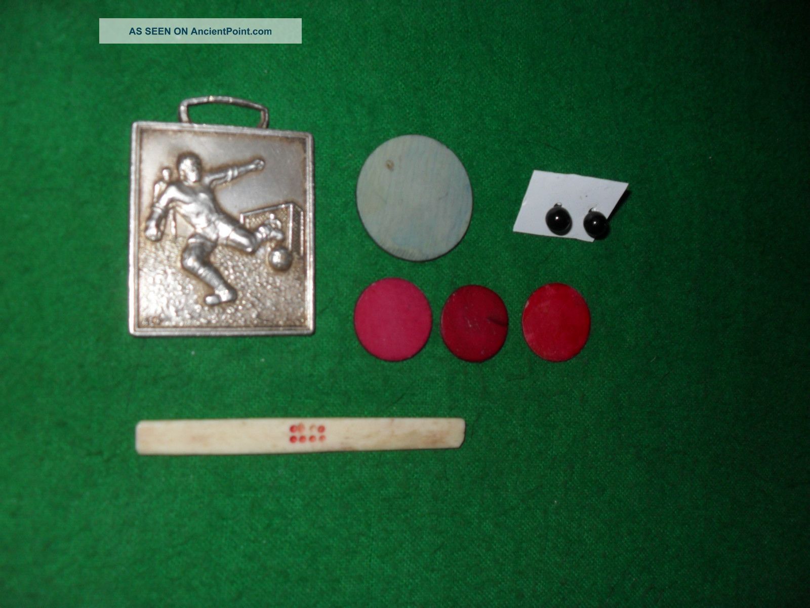 Sticks Ox Bone - Game Chips Ox Bone - Earrings - Medal Other photo
