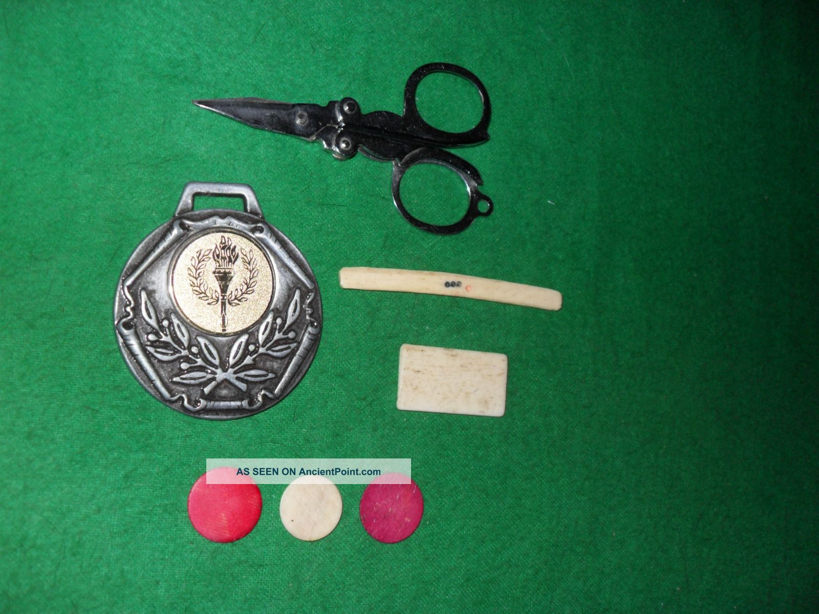 Sticks Ox Bone - Game Chips Ox Bone - Scissors - Medal Other photo