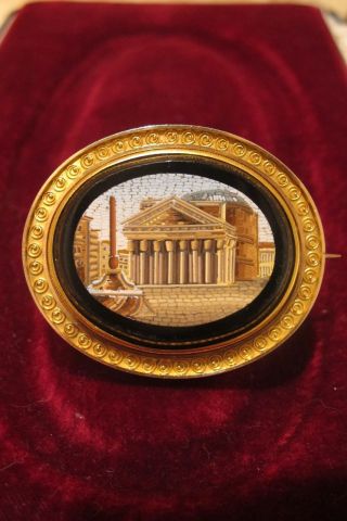 Magnificent Roman Micro Mosaic Brooch Set In Gilded Silver,  19th Century photo