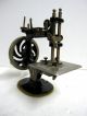 Rare Antique 1914 Singer 20 Sewing Machine Toy Miniature Works Well But Read Sewing Machines photo 3