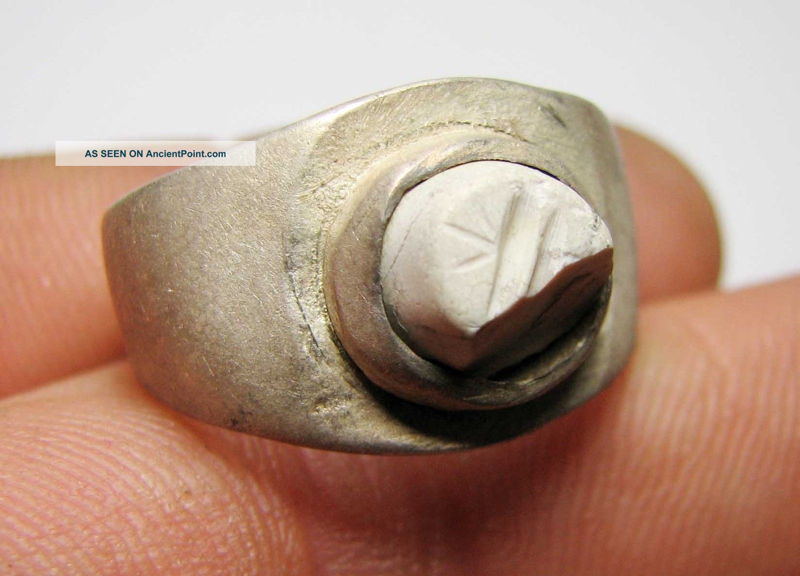Matncat84 A Roman Silver Intaglio Ring G188 Roman photo