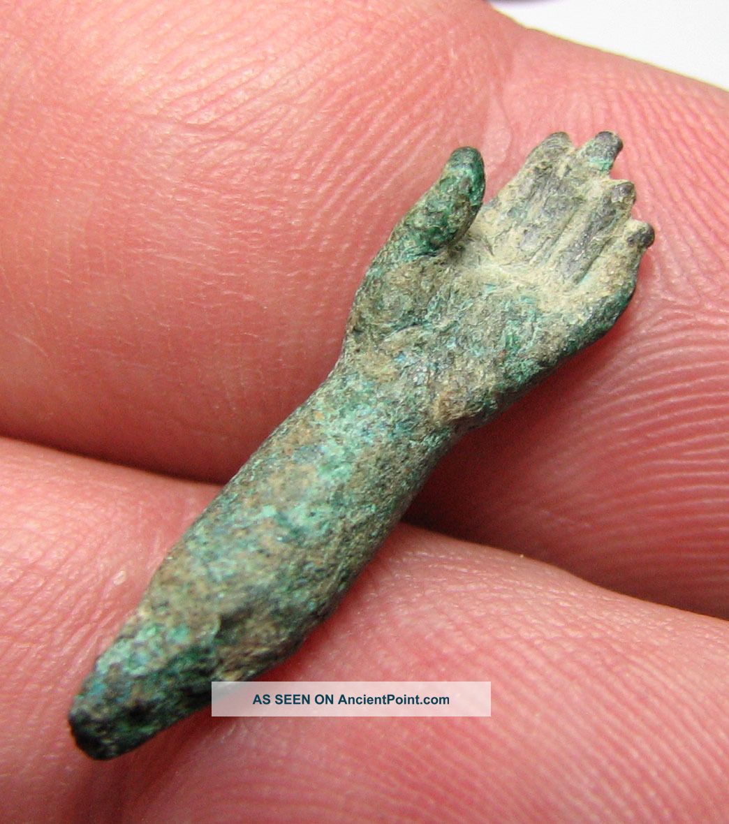 Pc2004uk A Roman Bronze Statue Fragment Of An Open Handed Left Arm. . .  140q Roman photo