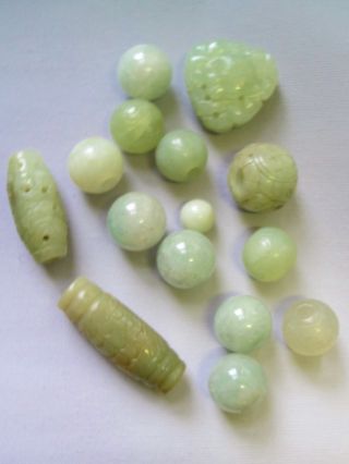 15 Vintage Chinese Beads Of Aventurine,  Calcedony & Jade,  4 Carved Beads photo
