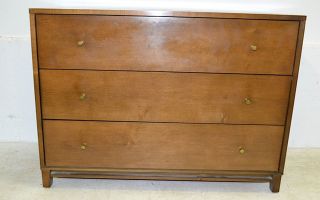 Paul Mccobb Planner Group For Winchendon Furniture Co Small Maple Dresser photo