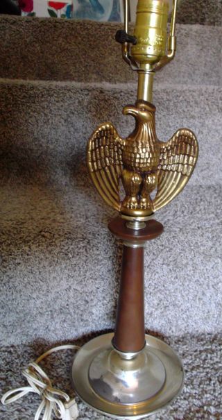 Vintage Mid Century Modern Eagle Brass & Wood Patriotic Table Lamp Works photo