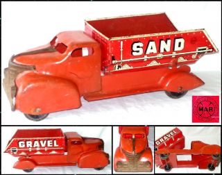 Vintage 1950s Marx Sand & Gravel Streamlined Sandbox Dump Truck Estate Find Red photo