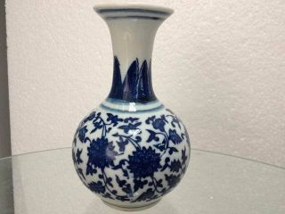 Porcelain Vase No11blue And White Ceramic Hardpaste Antique Chinese Exquisite photo