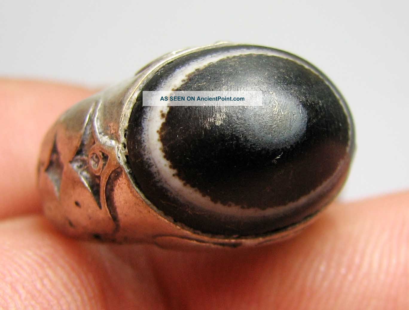 Matncat84 A Nomadic / Bedouin Silver Ring Old Decoration H74 Near Eastern photo