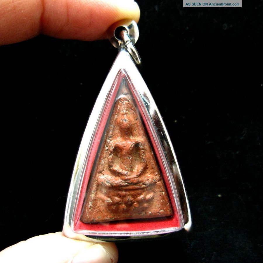 Red Phra Somdej Jidlada Buddha On Lotus Base Thai Wealth Buddha Amulet Amulets photo