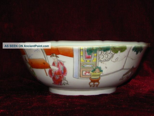 The Qing Dynasty Fine Powder Enamel Character Bowl Vases photo