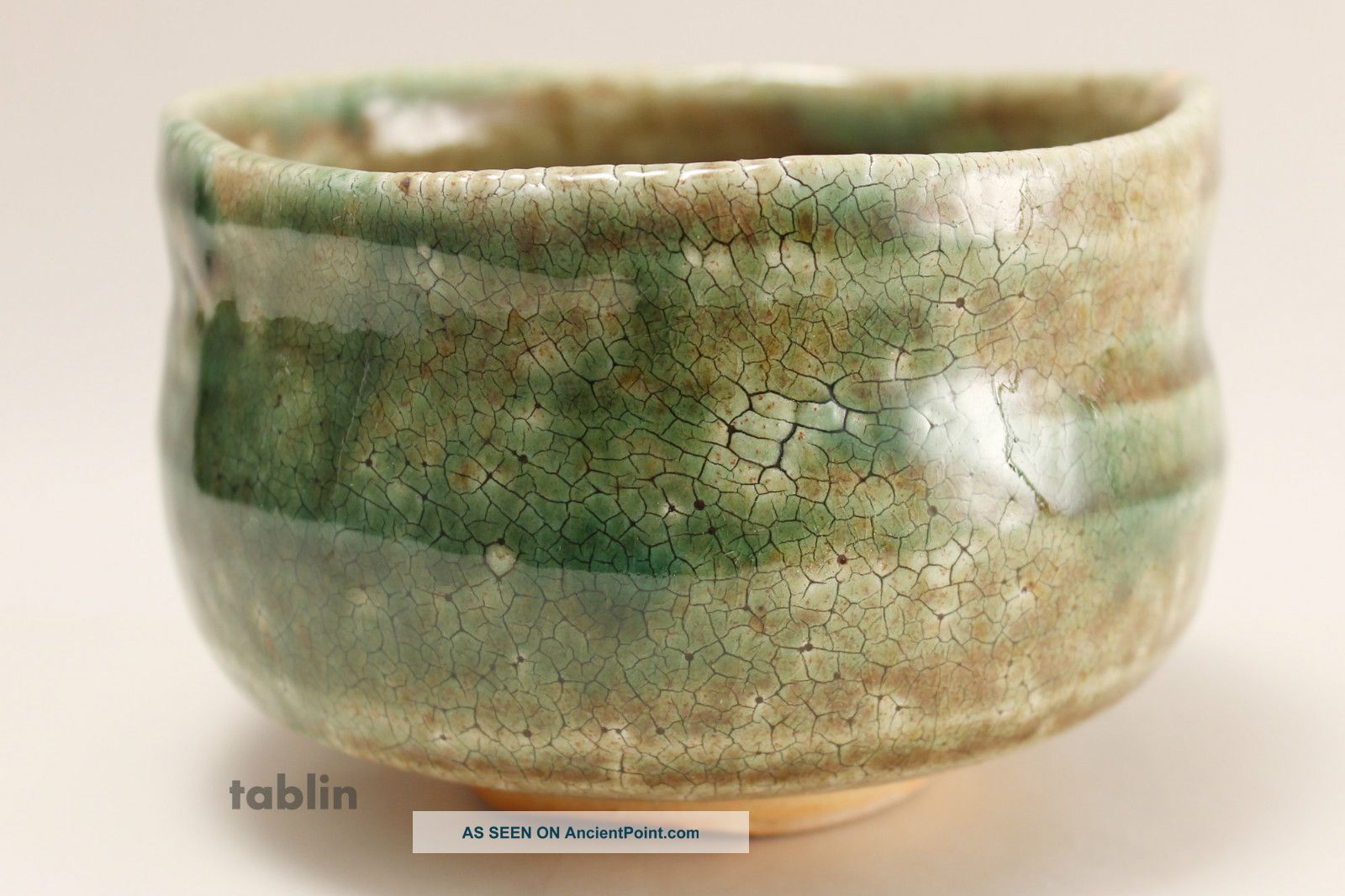 Mino Yaki Ware Japanese Tea Bowl Kairagi Green Glaze Chawan Matcha Green Tea Bowls photo