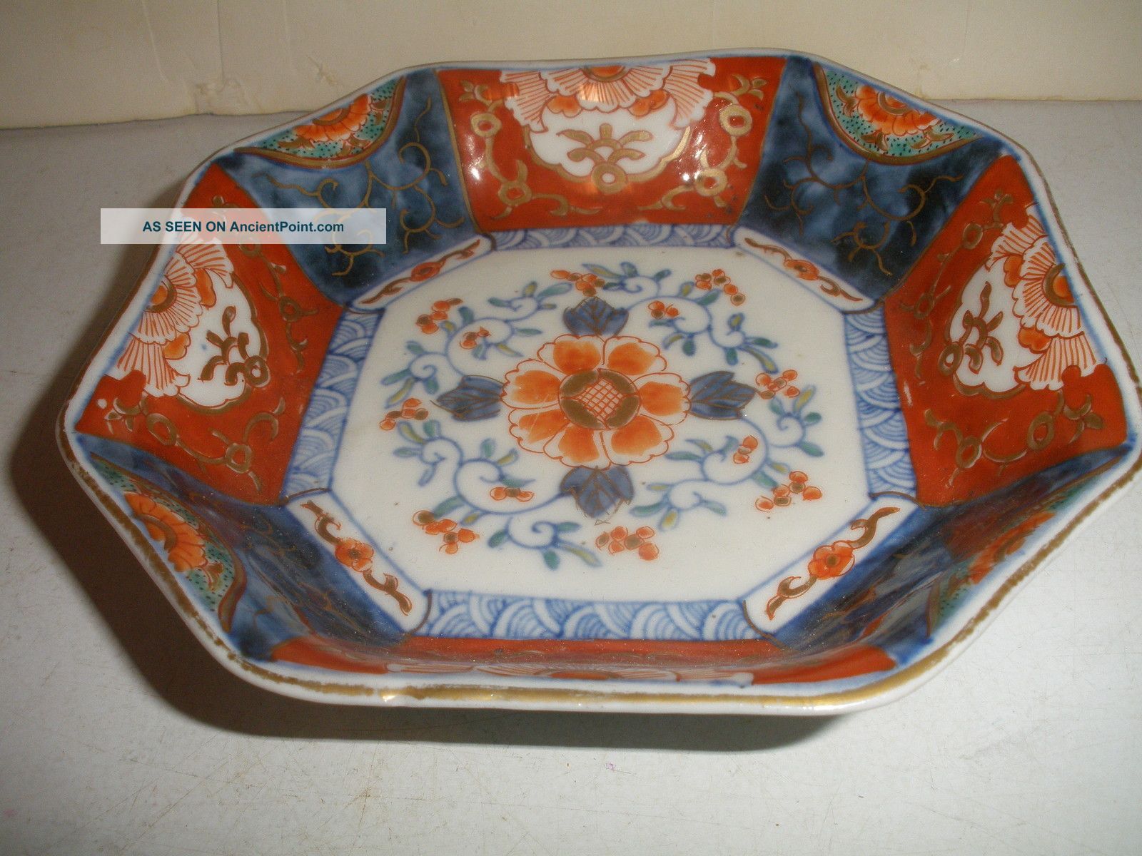 Vintage Chinese Oriental Porcelain Imari Bowl Dish Signed Plates photo