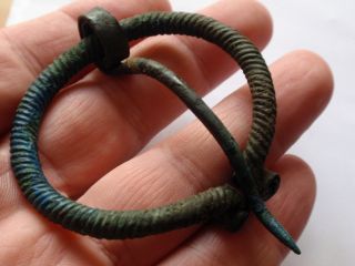 Rare Bronze Twisted 10th Century Viking Penannular Brooch With Pin 6cms Diam photo