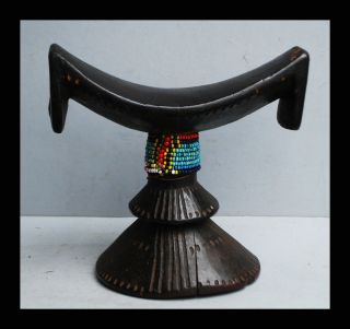 A Very Pretty Ethiopian Headrest Adorned With Glass Beads+engraving photo