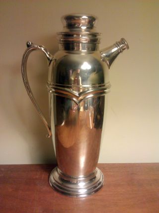 Vintage Middletown Silver Company 1930s Silver Plate Art Deco Cocktail Shaker photo