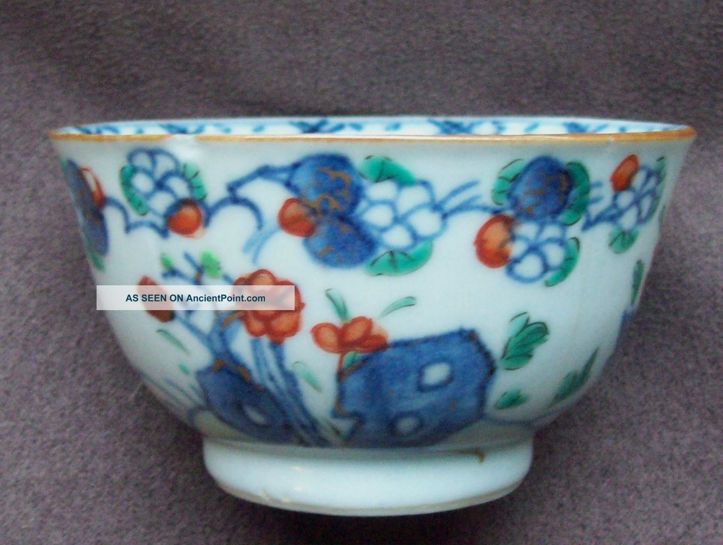 18th C Chinese Kangxi Period Doucai Porcelain Polychrome Tea Bowl Cup Vase Porcelain photo