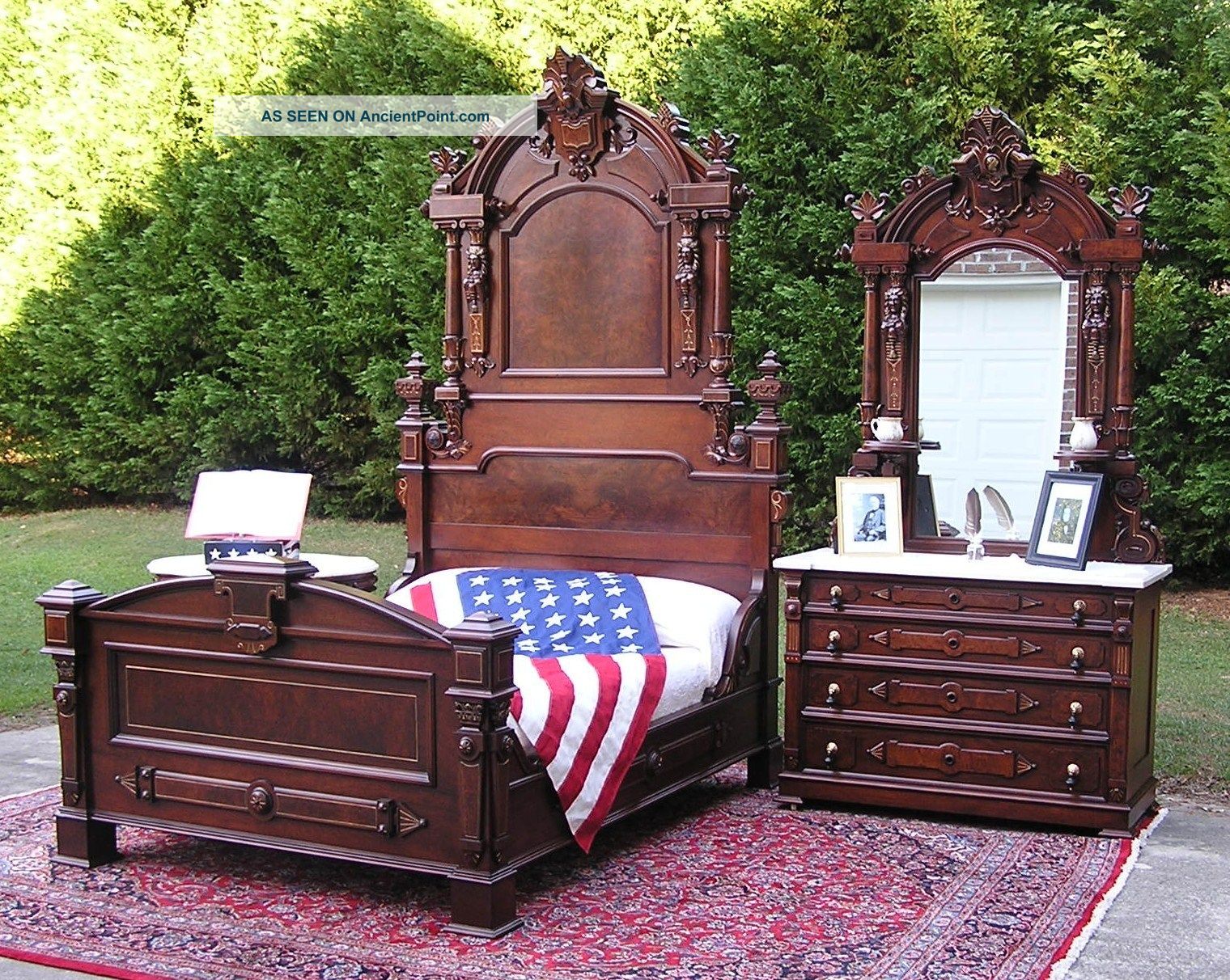 Historical Victorian President ' S Bedroom Set 1800-1899 photo