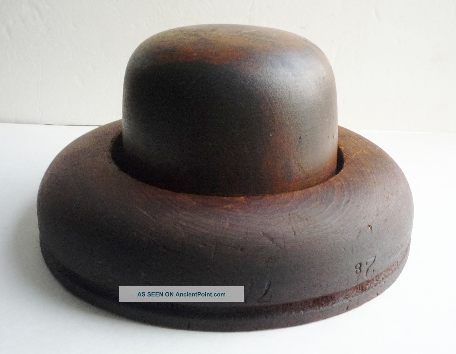 Wonderful Antique 2 Part Wood Hat Mold Block Form 8 3/8 Brim 7 1/8 Other photo