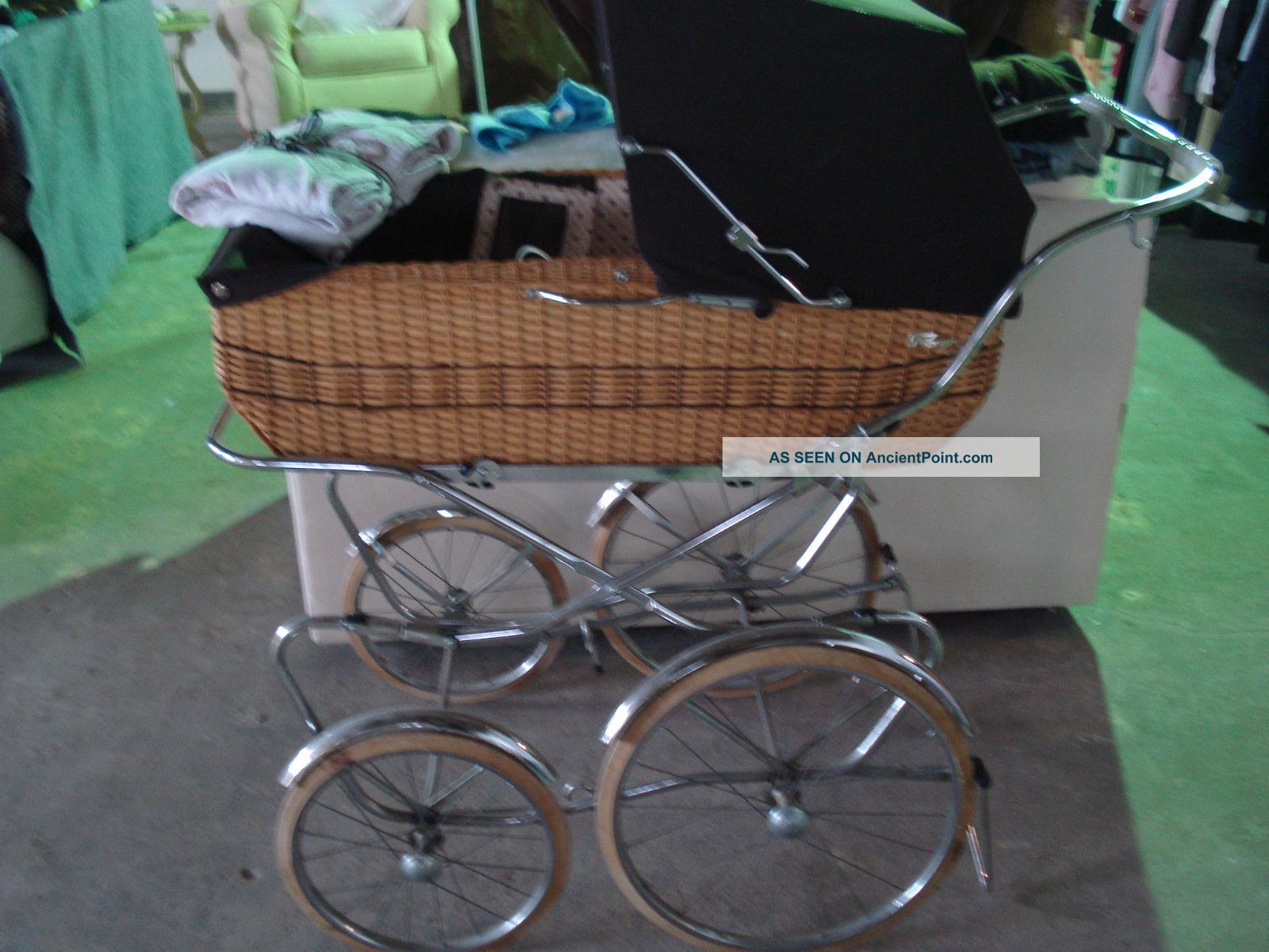 Stunning Vintage Pergo Wicker Pram Pristine Condition Made In Italy Baby Carriages & Buggies photo