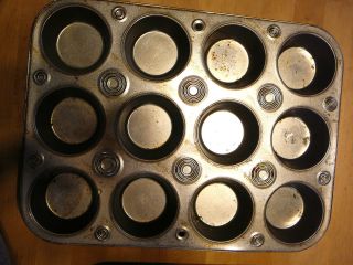 8 Pieces Vintage Metal Kitchen Bake Pans Muffin Bread Loaf Cake Cupcakes photo