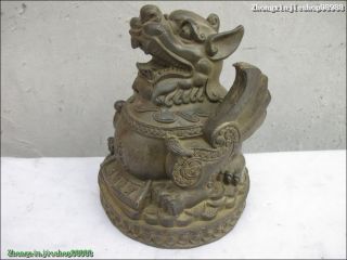 China Classical Bronze Lucky Plentiful Money Treasures Dragon Pixiu Statue photo