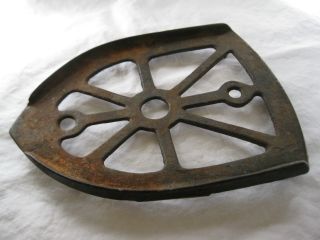Antique Estate Early Griswold American Cast Iron Trivit Marked photo