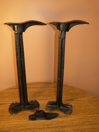 2 Antique Malleable Warranted Branded Cobblers Stands And 3 Anvils Molds photo